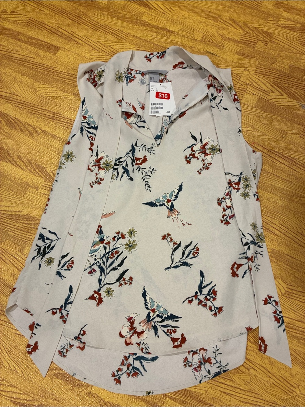 H&M Cream Sleeveless Floral & Bird Print Tie-Neck Camisole